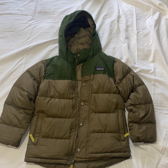 Patagonia Hi Loft Puffer Jacket (boys' size S) - Picture 2 of 7